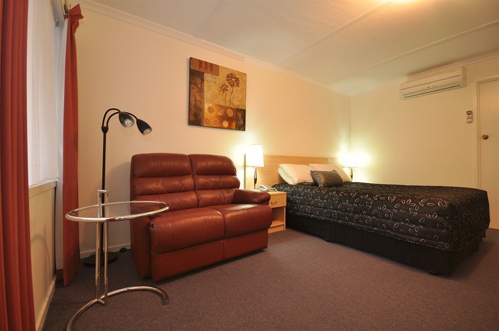 Edinburgh Motor Inn Warragul Exterior photo